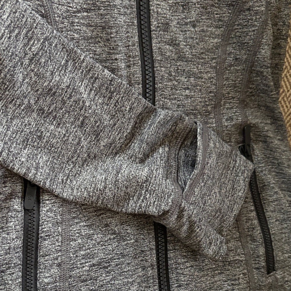 Lululemon Define Jacket - Picture 2 of 6